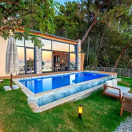 Hotel La Luna Faralya