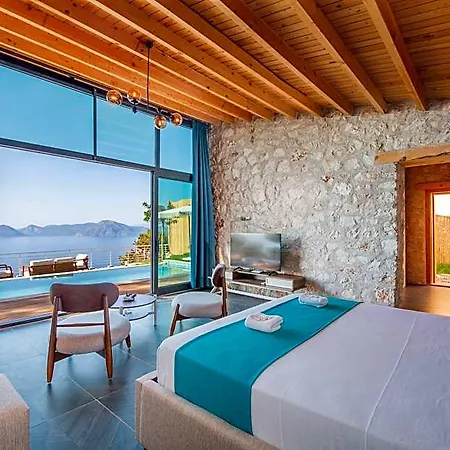 La Luna Faralya Hotel